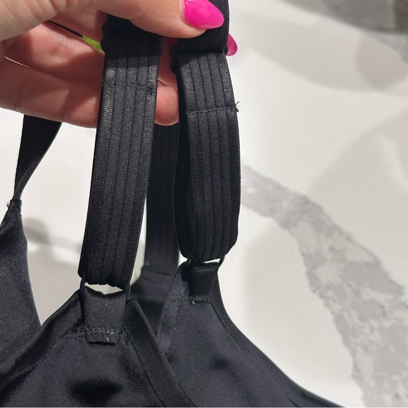 Bali 2 Elegant Black and Cream Women's Bra size 38DD - Picture 15 of 16